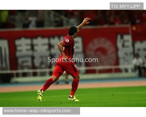 首尔与上港激战回顾精彩瞬间与战术分析全景呈现